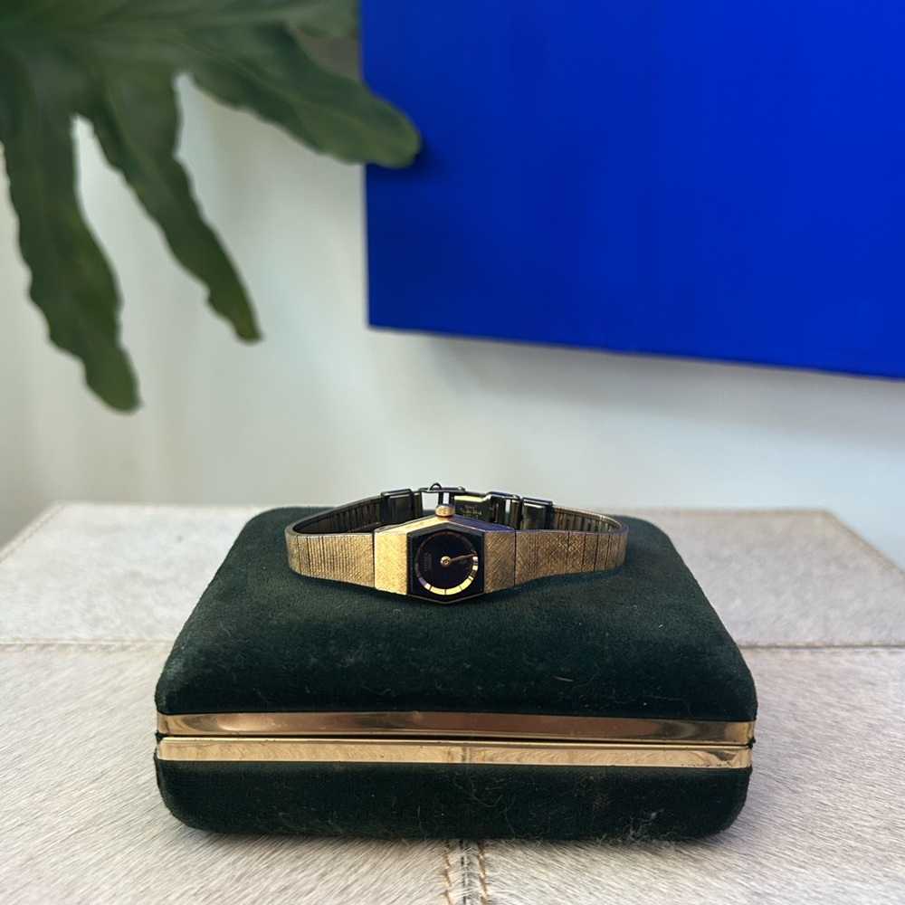 Women’s Vintage Citizen Watch